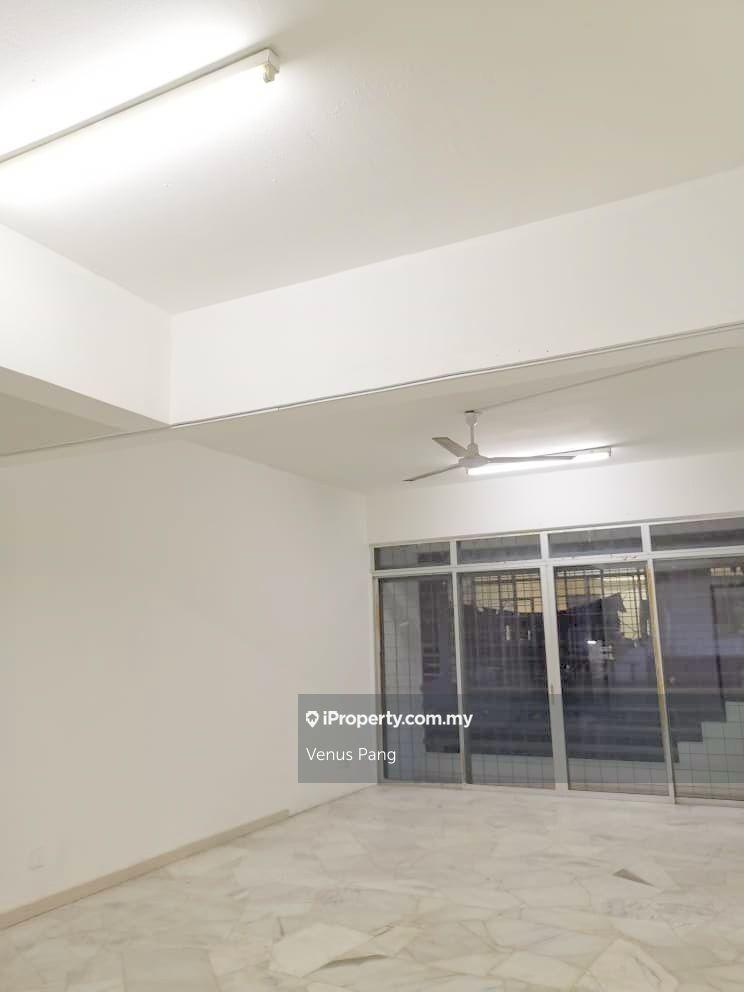 Rumah Pangsa untuk Dijual di Kuchai Entrepreneurs Park oleh Venus Pang - iProperty.com.my