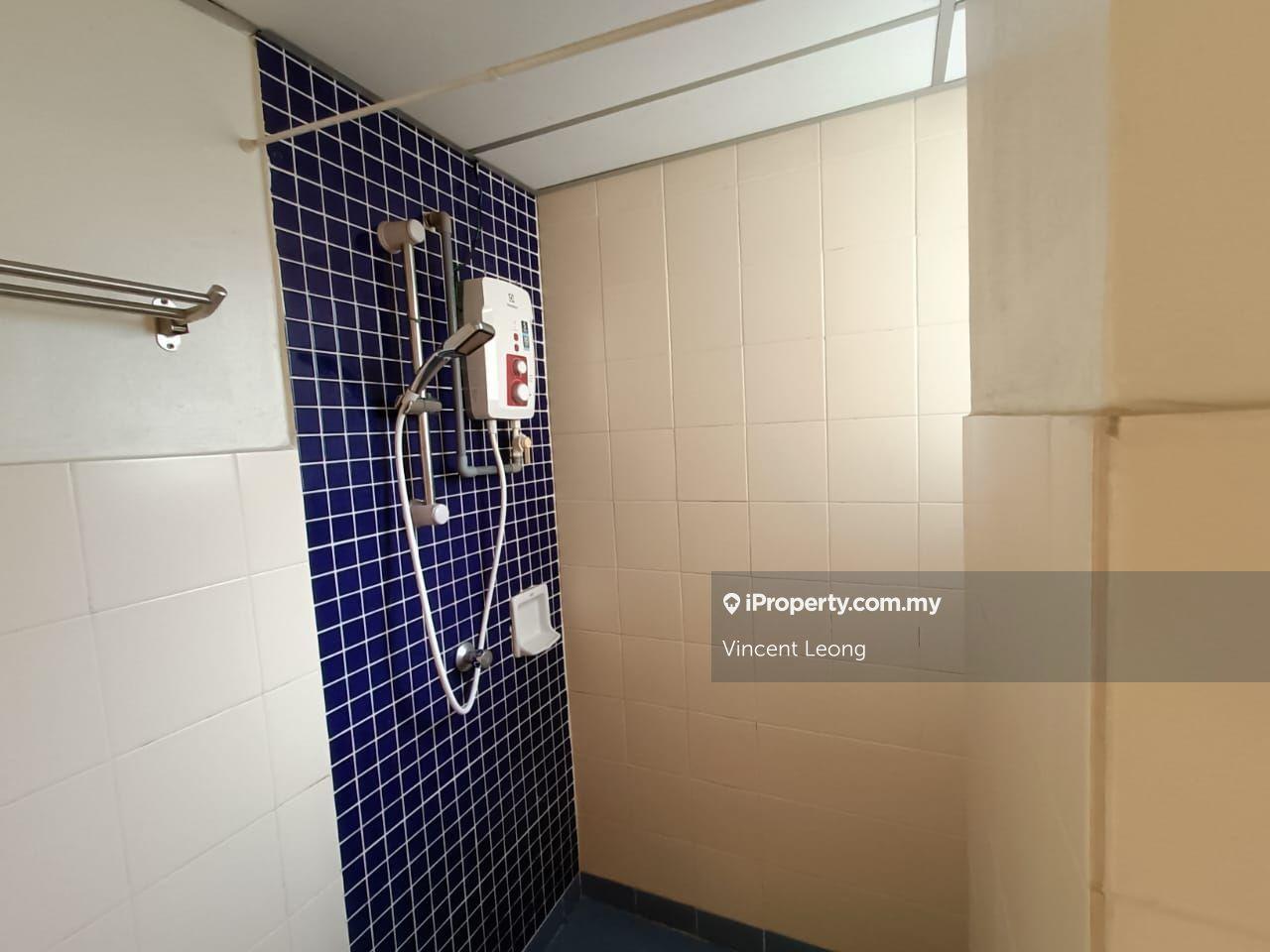 Condominium for Sale in Perdana Exclusive by Vincent Leong - iProperty.com.my