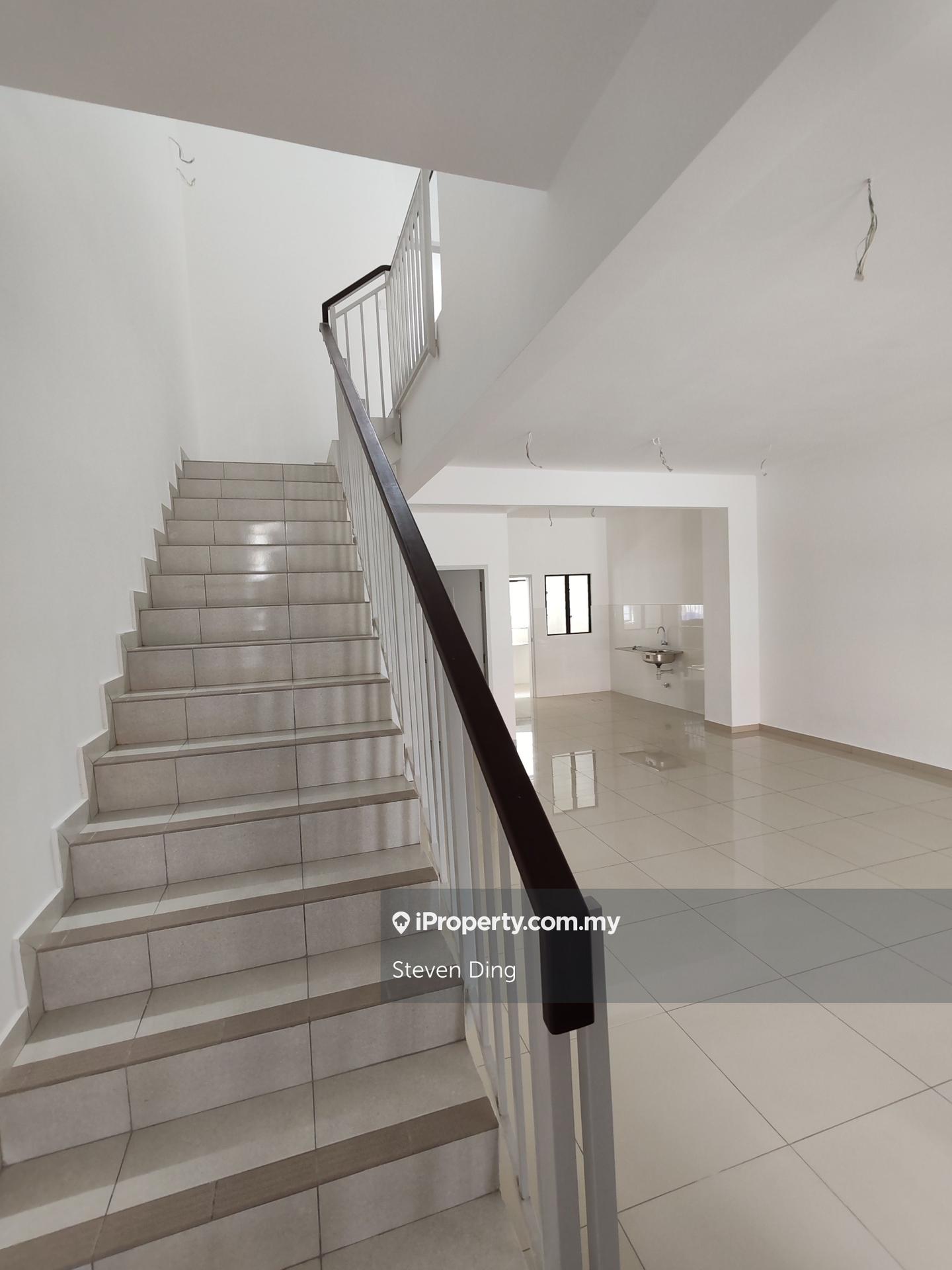 2-storey Terraced House for Sale in Setia Utama, Setia Alam by Steven Ding - iProperty.com.my