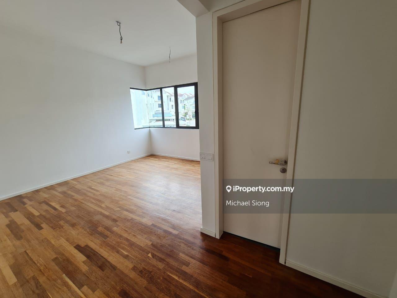 Rumah Berangkai 3 Tingkat untuk Dijual di Tamansari Amaryllis , Rawang , 3 Storey , End Lot, Rawang oleh Michael Siong - iProperty.com.my