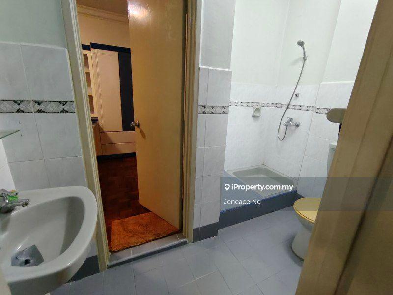 Rumah Berangkai 2 Tingkat untuk Dijual di Usj 23, Subang Jaya oleh Jeneace Ng - iProperty.com.my