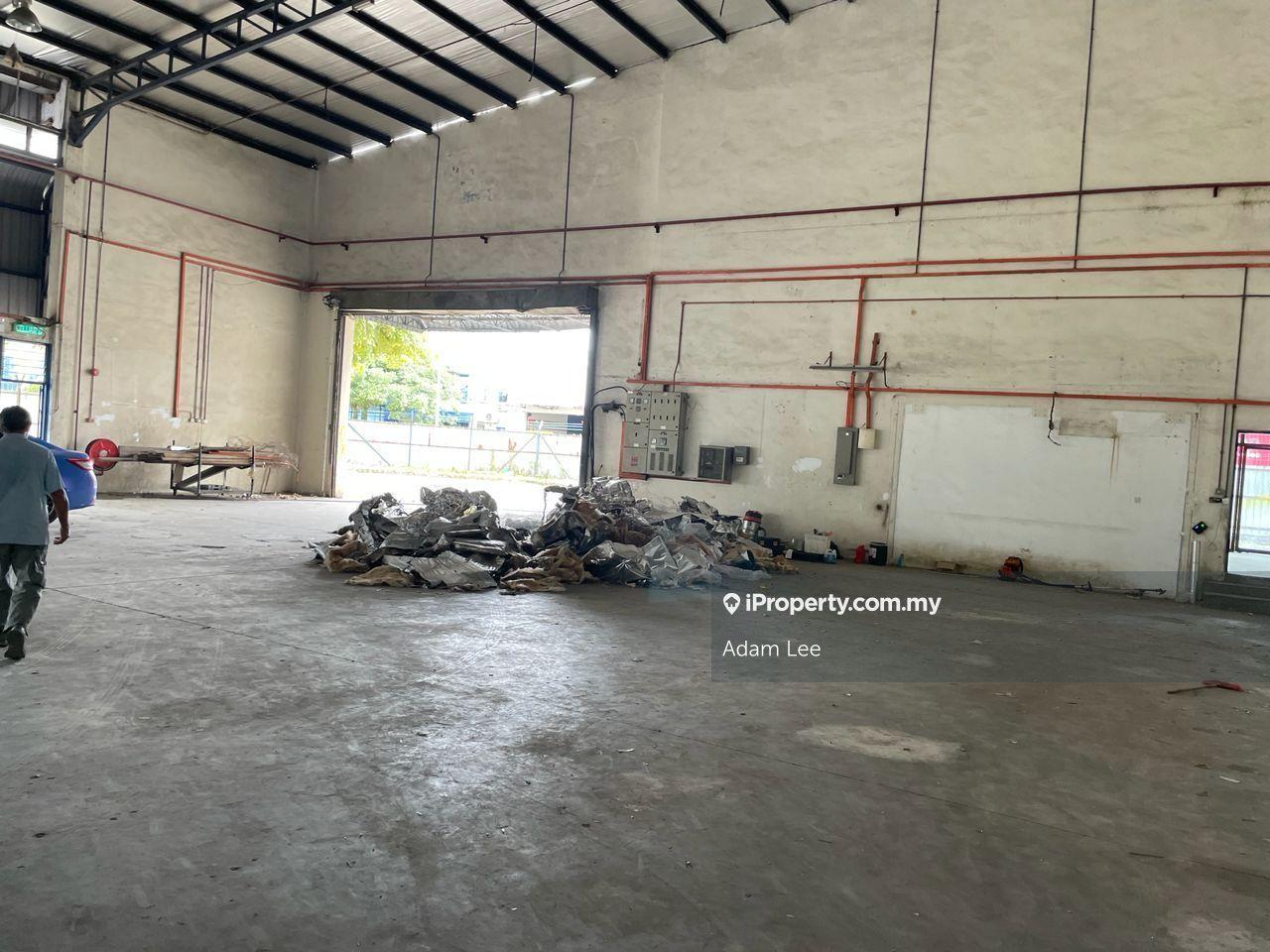 Semi-D Factory for Sale in desa cemerlang, Ulu Tiram by Adam Lee - iProperty.com.my
