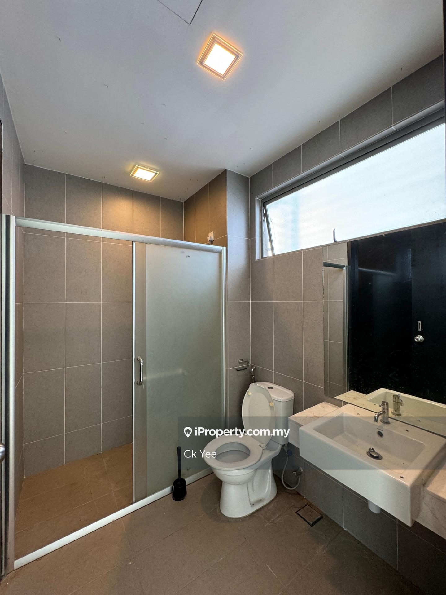 Rumah Berangkai 3 Tingkat untuk Dijual di Seri Jalil, Bukit Jalil oleh Ck Yee - iProperty.com.my