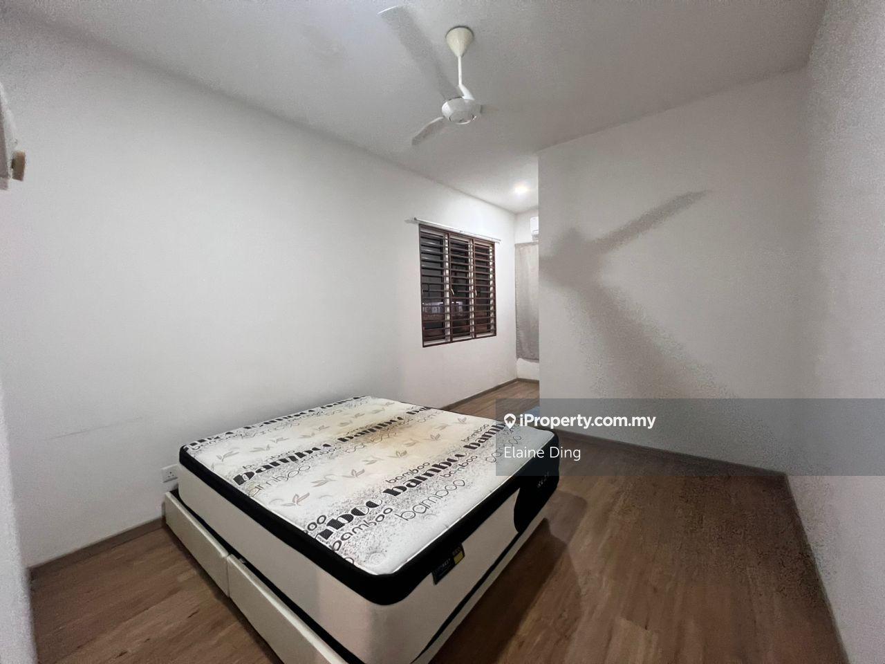 Rumah Berangkai 2 Tingkat untuk Disewa di Taman Semanja, Kajang oleh Elaine Ding - iProperty.com.my