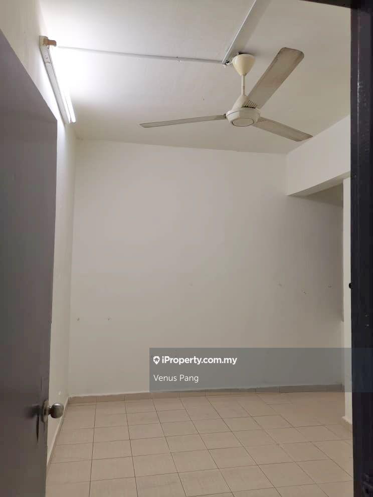 Rumah Pangsa untuk Dijual di Kuchai Entrepreneurs Park oleh Venus Pang - iProperty.com.my