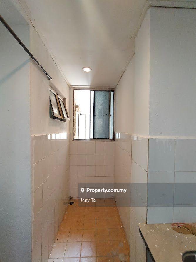 Kondominium untuk Dijual di Pangsapuri Saujana Gombak oleh May Tai - iProperty.com.my