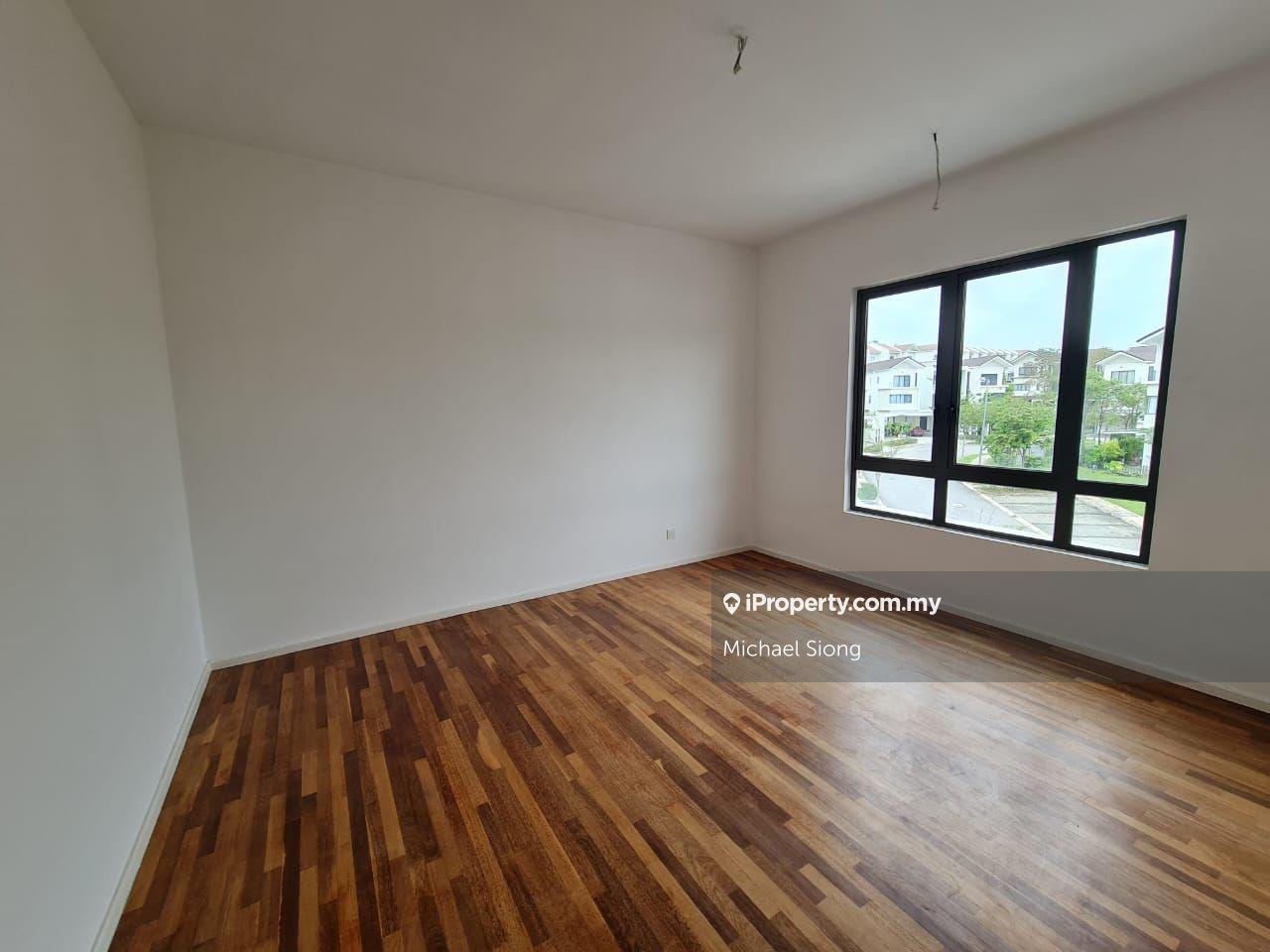 Rumah Berangkai 3 Tingkat untuk Dijual di Tamansari Amaryllis , Rawang , 3 Storey , End Lot, Rawang oleh Michael Siong - iProperty.com.my