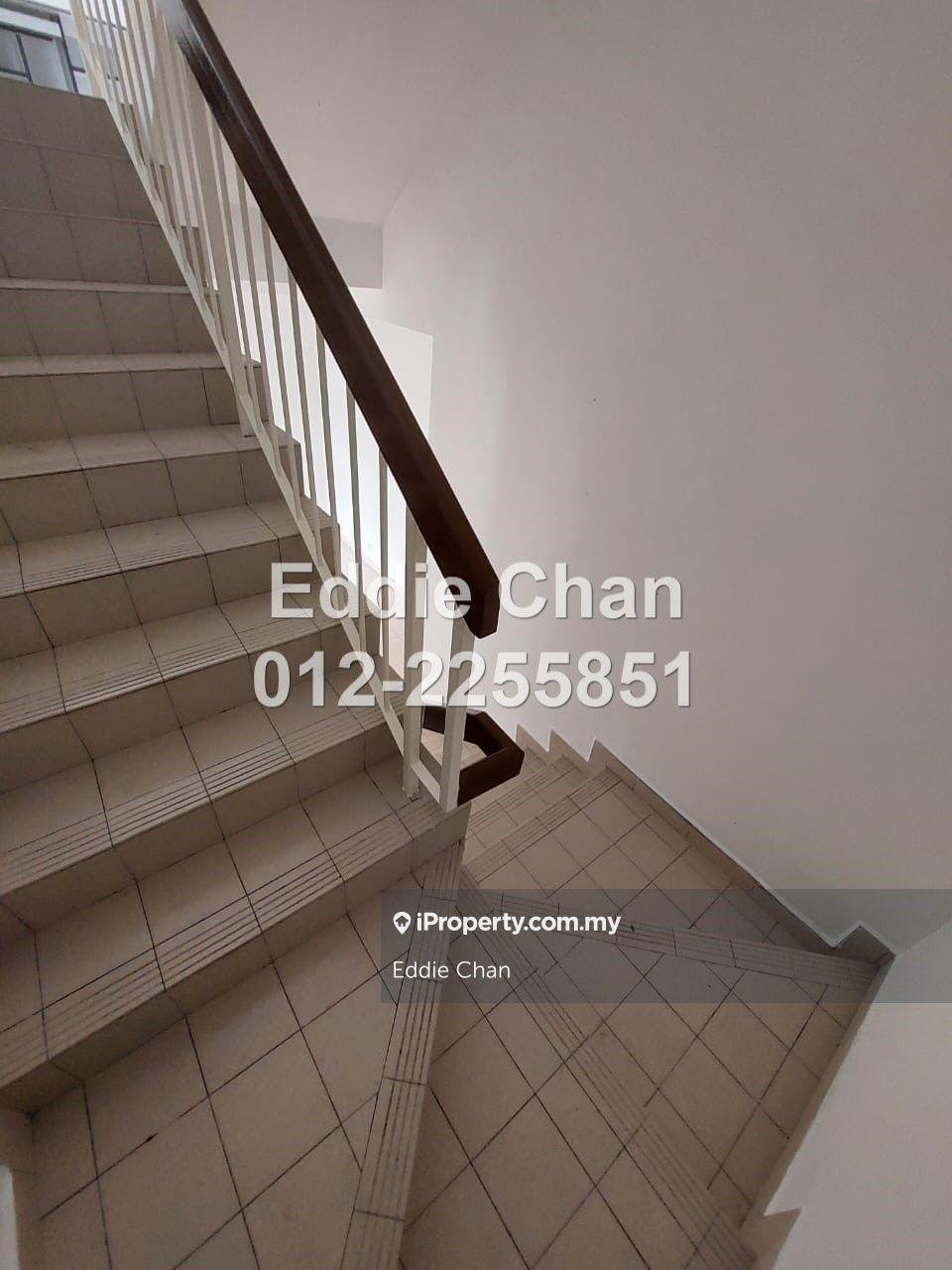 Rumah Berangkai 2.5 Tingkat untuk Dijual di Ukay Perdana (De Puncak), Ampang oleh Eddie Chan - iProperty.com.my