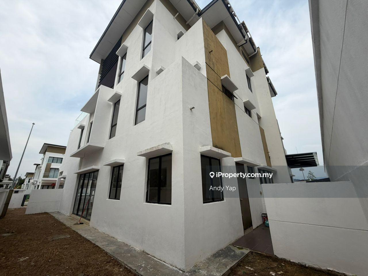Semi-Detached House for Sale in Taman Anggun 3, Rawang by Andy Yap - iProperty.com.my