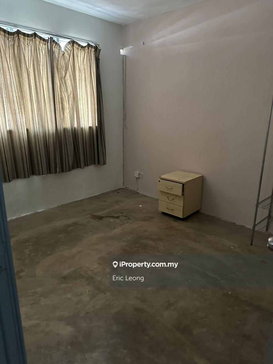Apartment for Sale in Pangsapuri Seri Gembira by Eric Leong - iProperty.com.my