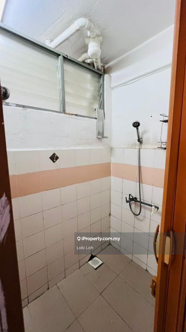 Flat for Sale in Pangsapuri Sri Meranti by Loki Loh - iProperty.com.my