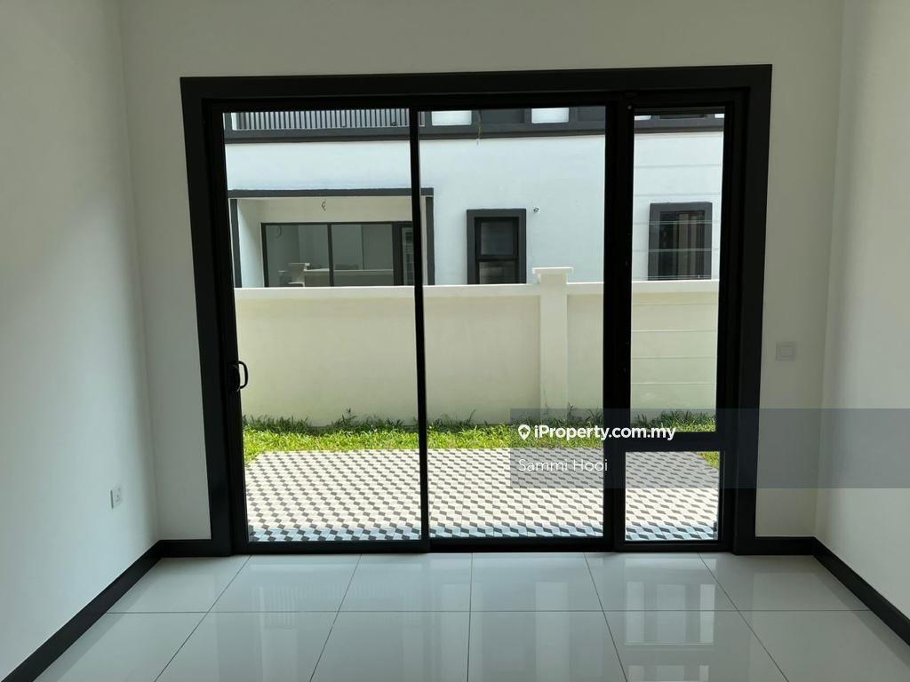Rumah Berkembar untuk Dijual di Elmina, Shah Alam oleh Sammi Hooi - iProperty.com.my