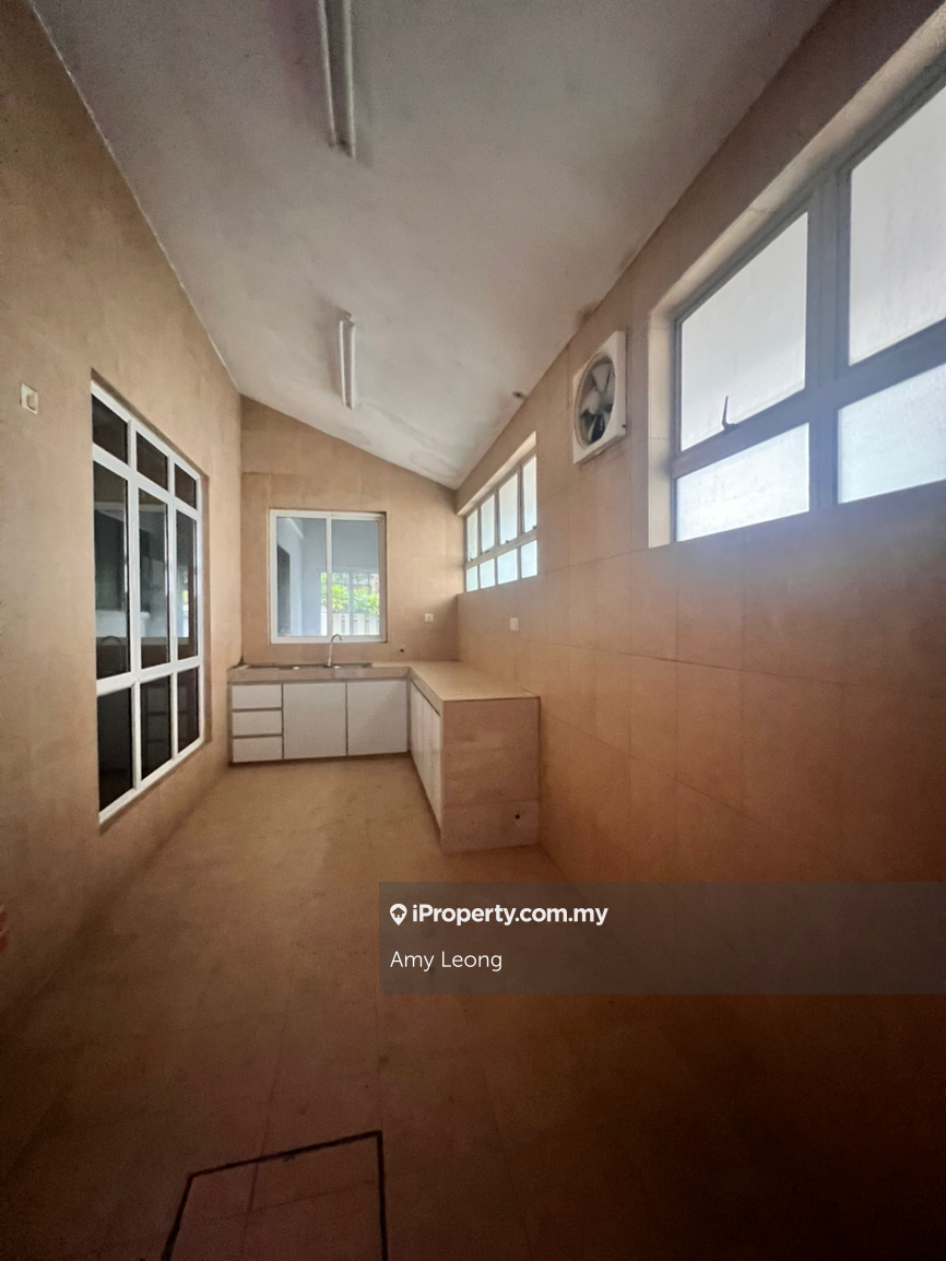Semi-Detached House for Sale in Damansara Legenda, Petaling Jaya by Amy Leong - iProperty.com.my