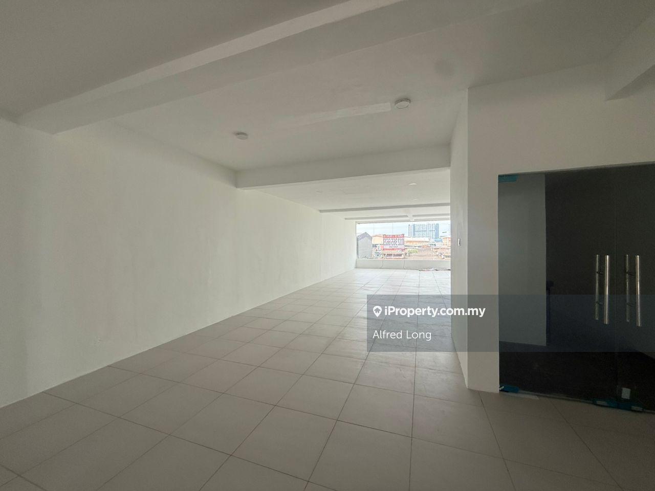 Shop-Office for Rent in Taman Sri Serdang, Seri Kembangan by Alfred Long - iProperty.com.my