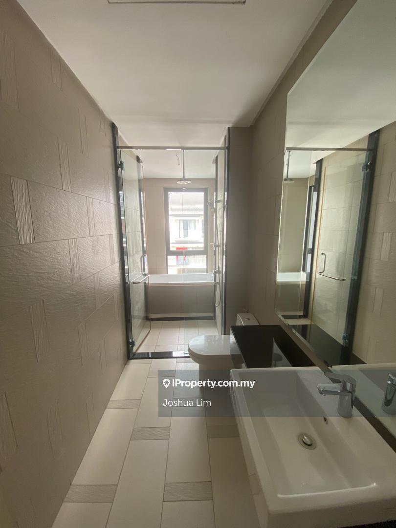 3-storey Terraced House for Sale in Vilaris Courtyard Homes @ The Sanctuary, Gelugor by Joshua Lim - iProperty.com.my