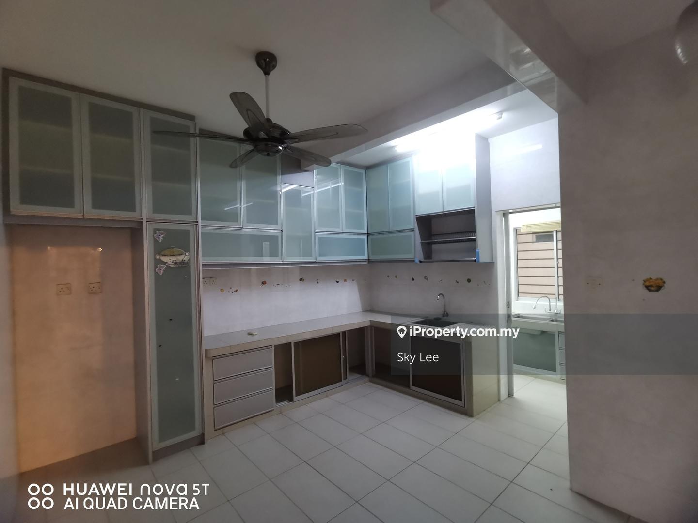 Rumah Berangkai 2 Tingkat untuk Dijual di TAMAN PUTRA PRIMA, puchong, Puchong oleh Sky Lee - iProperty.com.my