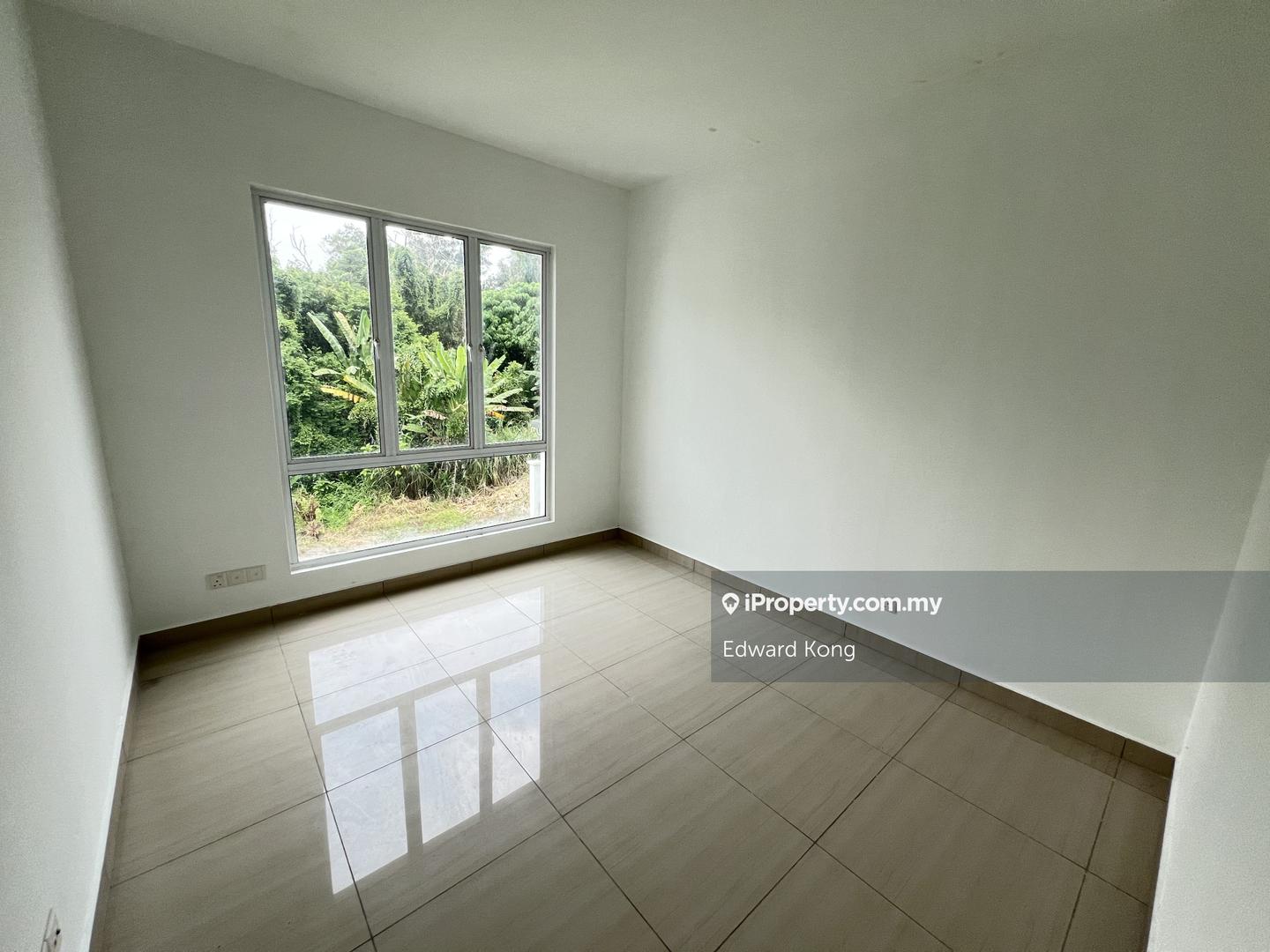 Rumah Bandar untuk Dijual di Saujana Rawang, Rawang oleh Edward Kong - iProperty.com.my