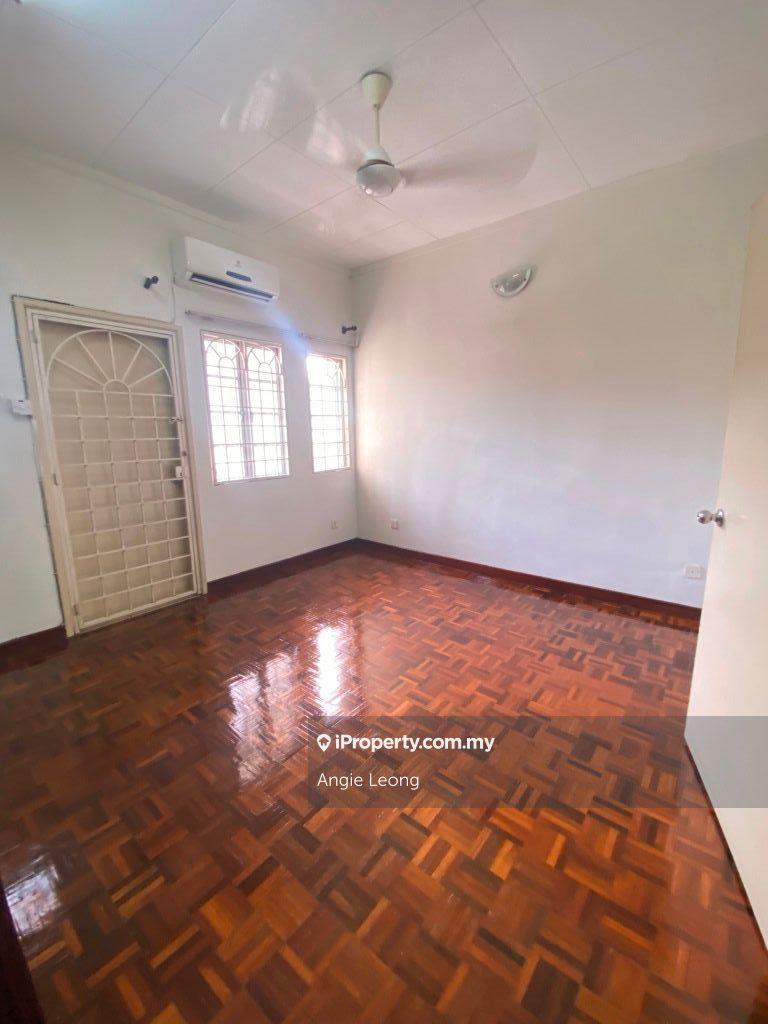 Rumah Berangkai 2 Tingkat untuk Disewa di Subang Jaya, Selangor oleh Angie Leong - iProperty.com.my