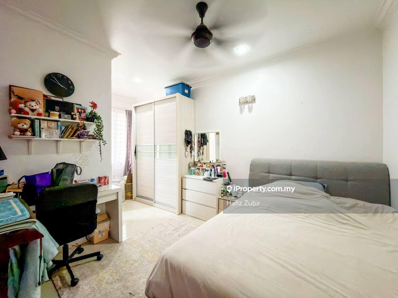 Rumah Berangkai 2.5 Tingkat untuk Dijual di Taman Dagang Permai, Ampang oleh Hafiz Zubir - iProperty.com.my