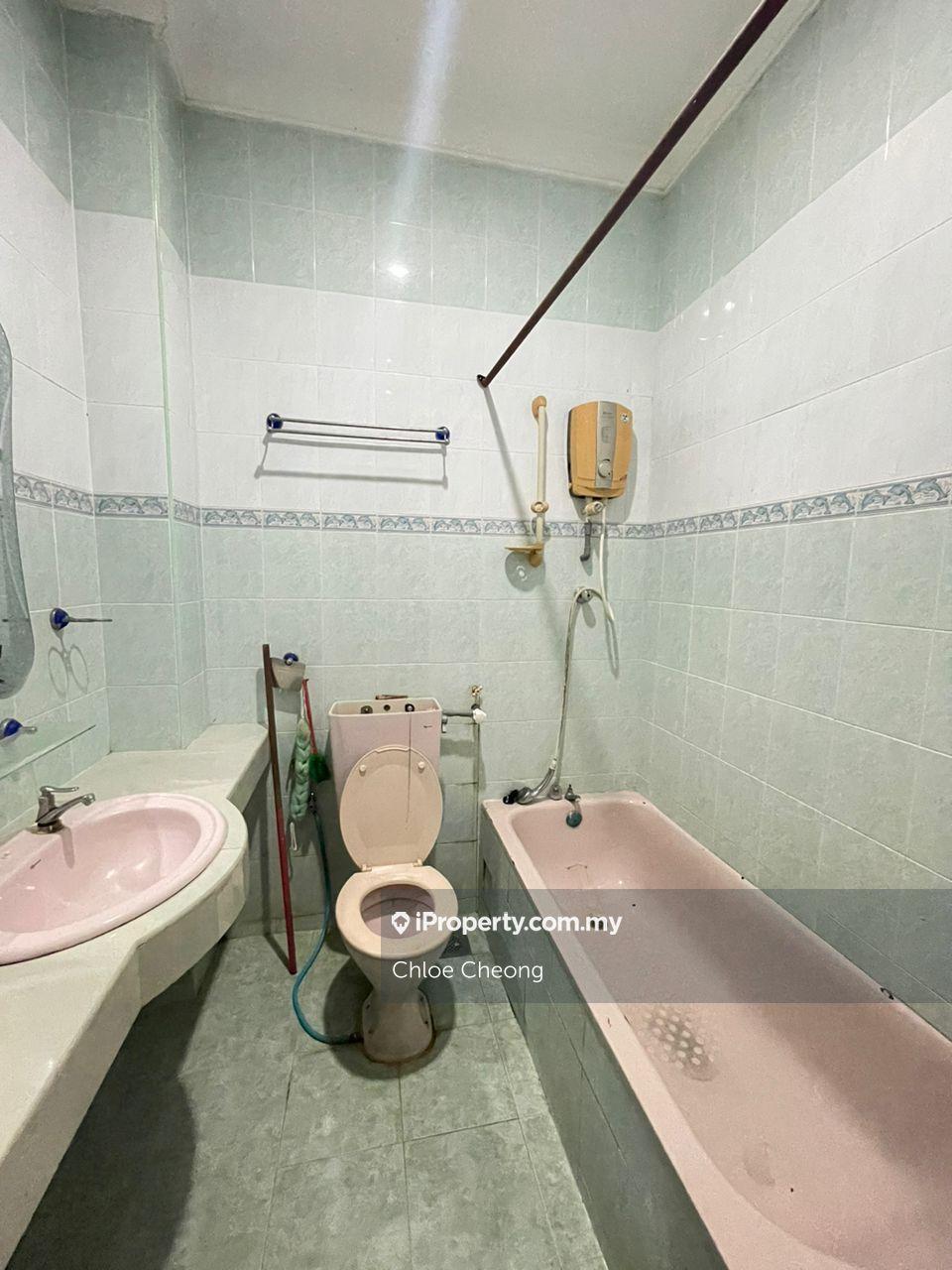 Rumah Berangkai 2 Tingkat untuk Dijual di Taman Wangsa Permai, Kepong oleh Yanis Cheong - iProperty.com.my