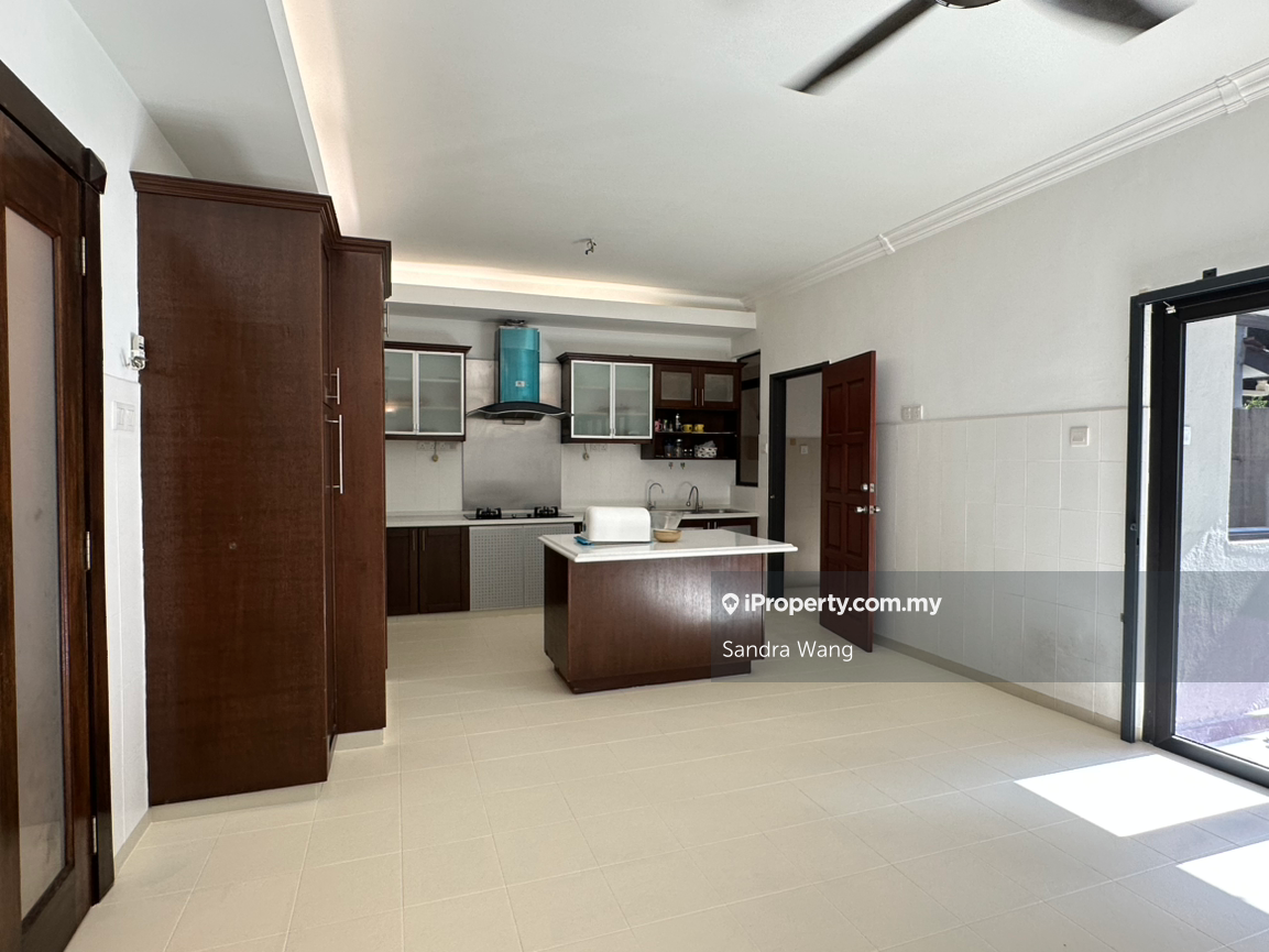 2.5-storey Terraced House for Sale in Bandar Utama 10, Bandar Utama by Sandra Wang - iProperty.com.my