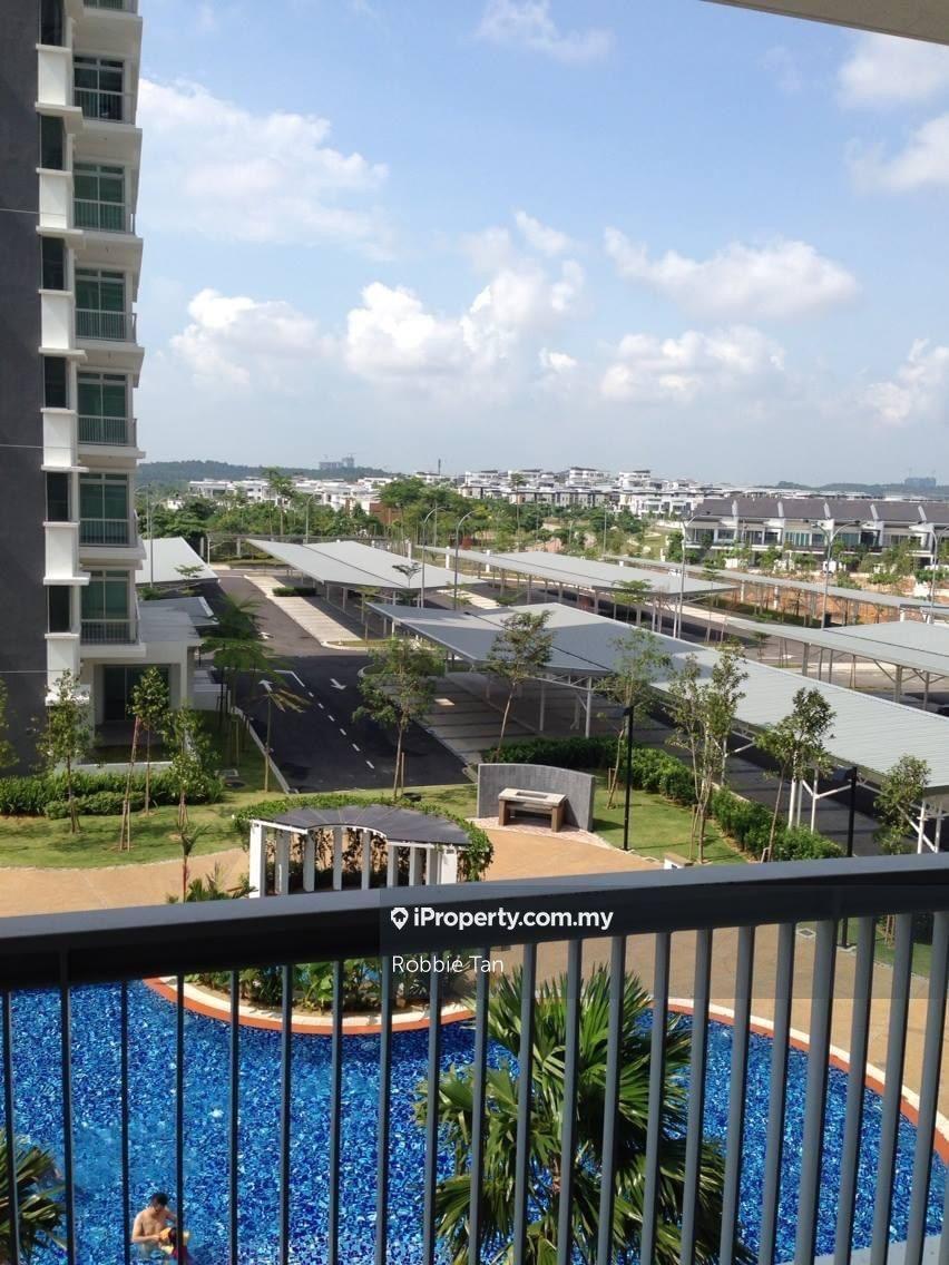 Condominium for Sale in Fairway Suites by Robbie Tan - iProperty.com.my