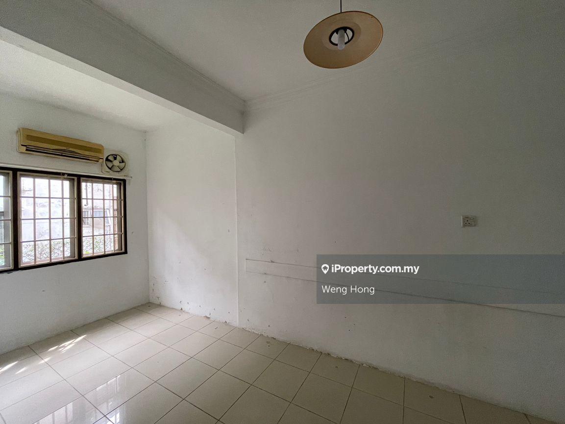 2-storey Terraced House for Sale in Taman Mayang, Megah Mas, SS25, Petaling Jaya by Weng Hong - iProperty.com.my