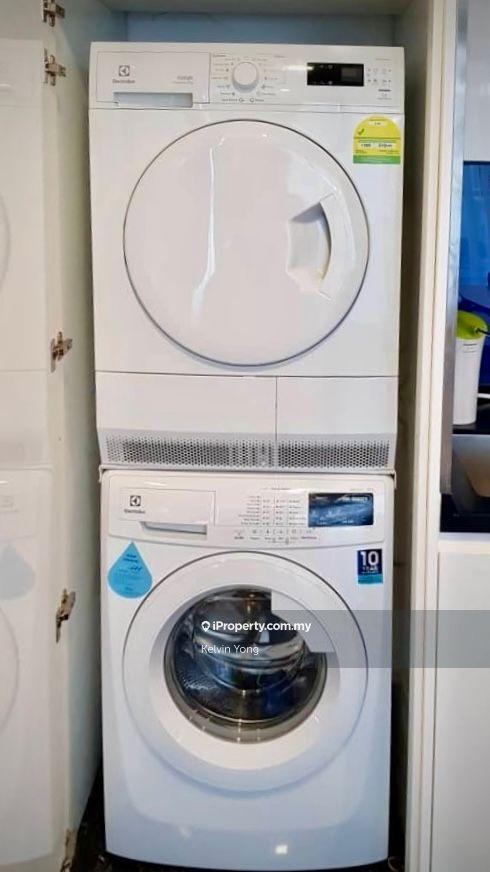 Residensi Servis untuk Dijual di Arcoris Residences oleh Kelvin Yong - iProperty.com.my