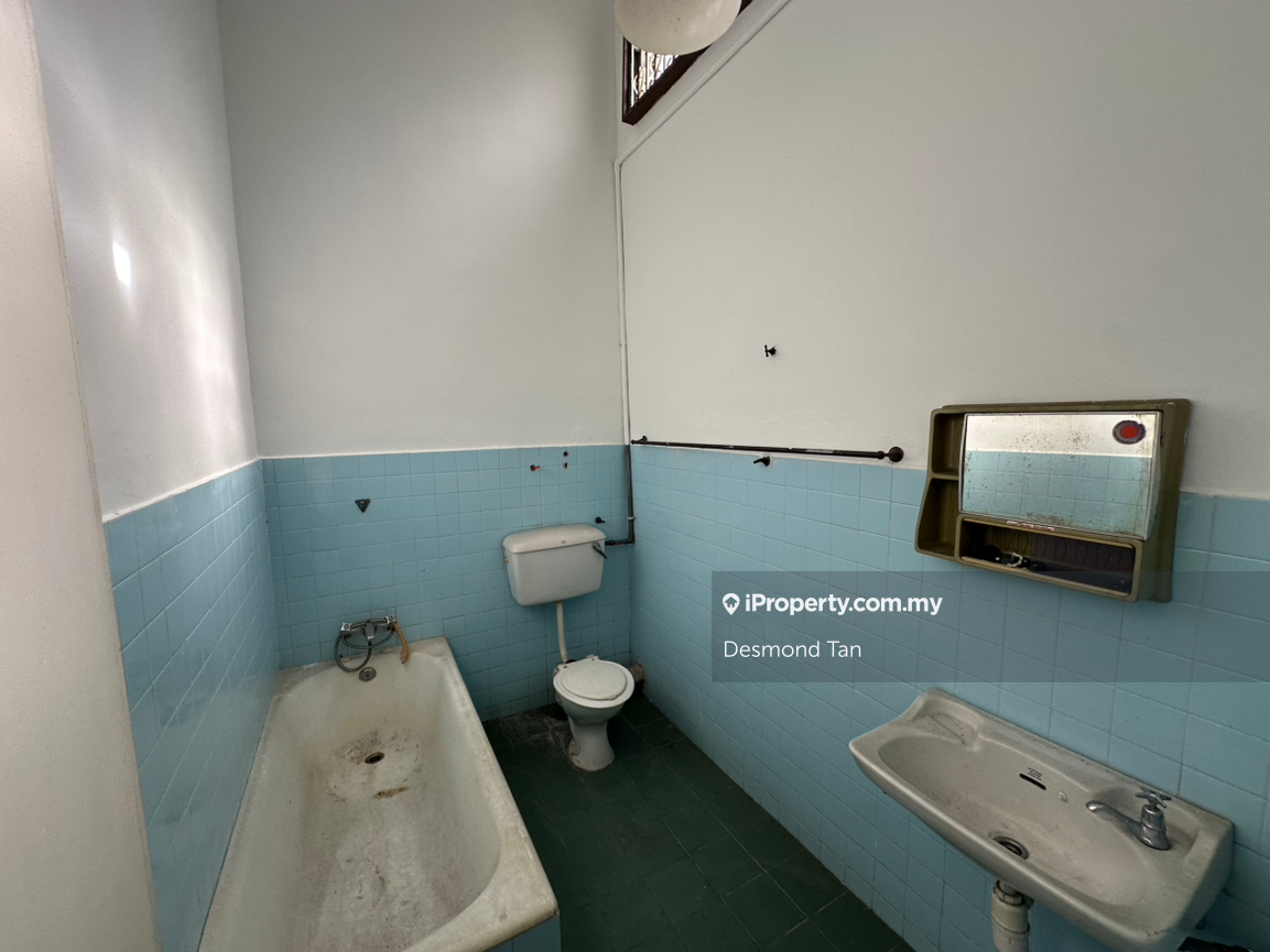 Rumah Berangkai 2 Tingkat untuk Dijual di SS2, Petaling Jaya oleh Desmond Tan - iProperty.com.my