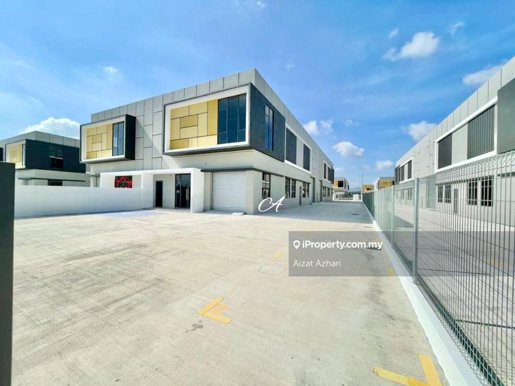 Commercial Semi-D for Sale in Bandar Puncak Alam, Puncak Alam by Aizat Azhari - iProperty.com.my