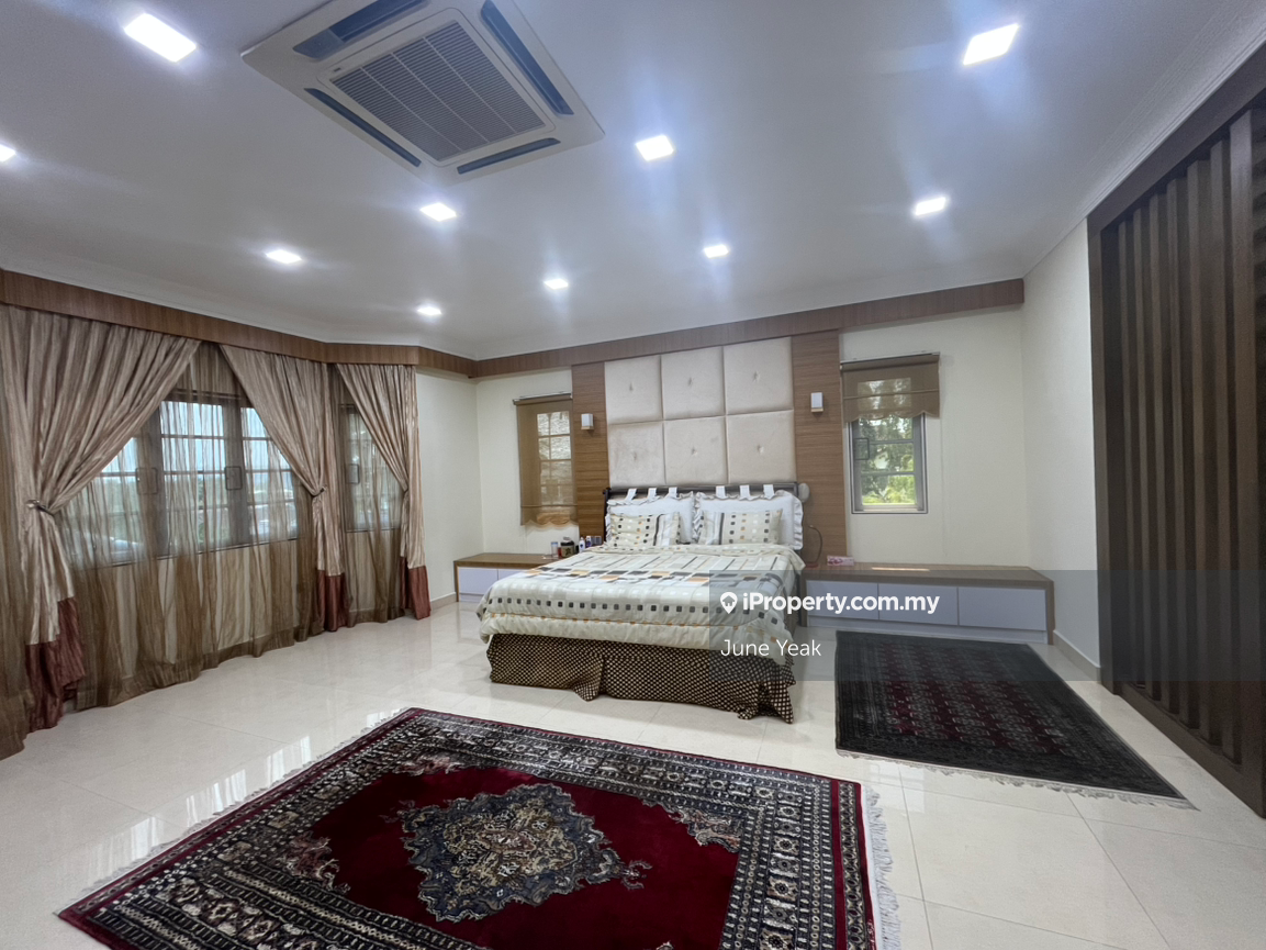 Bungalow House for Sale in Taman Villa Heights, Kajang by June Yeak - iProperty.com.my