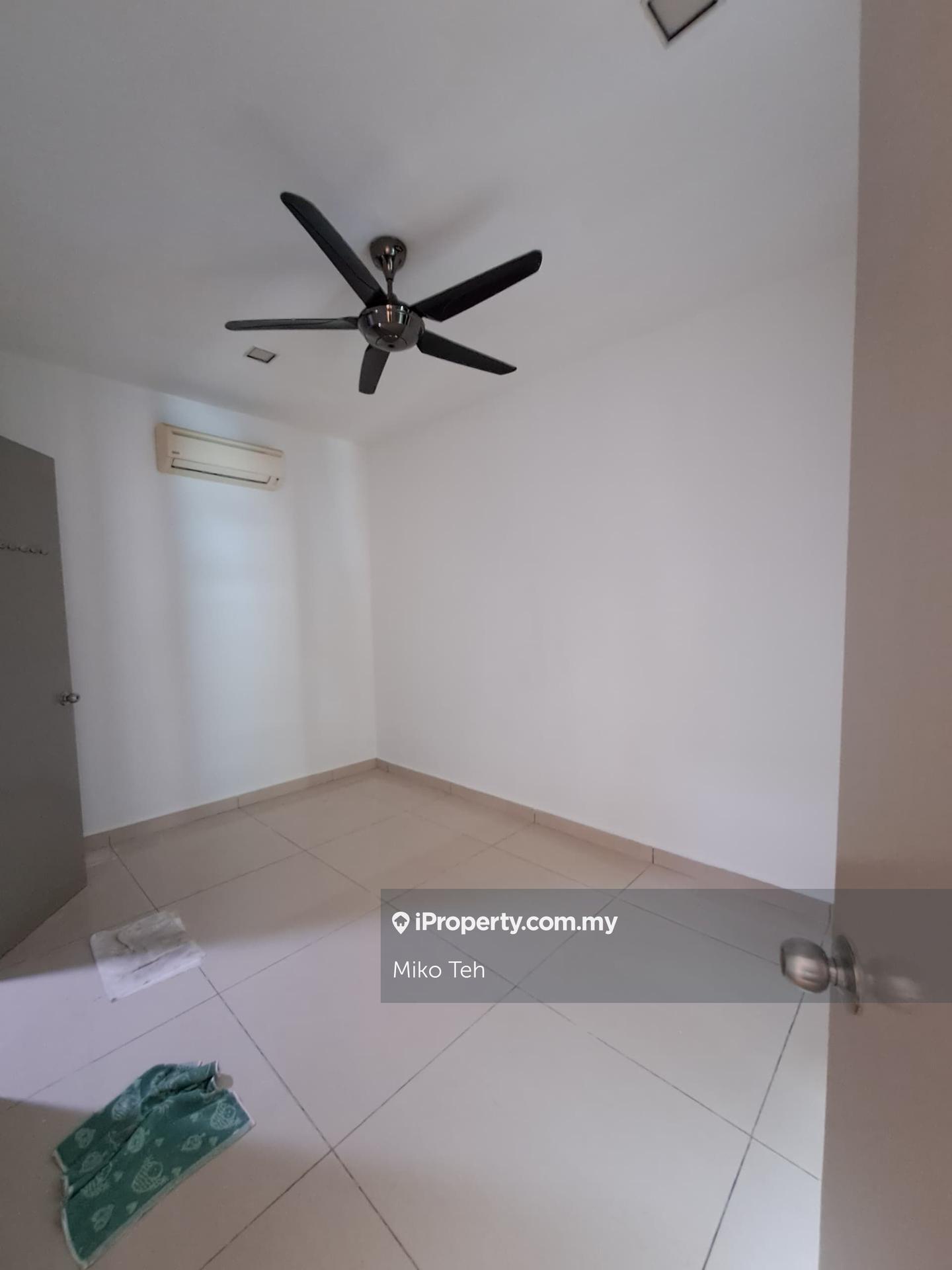 Rumah Berangkai 2 Tingkat untuk Dijual di Taman Lestari Putra, Seri Kembangan oleh Miko Teh - iProperty.com.my