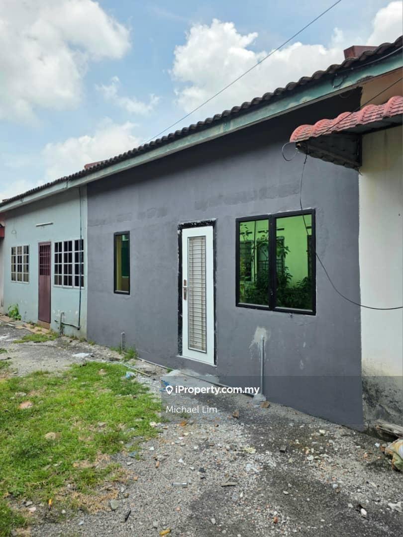 Rumah Berangkai 1 Tingkat untuk Dijual di Taman Telok, Telok Panglima Garang oleh Michael Lim - iProperty.com.my