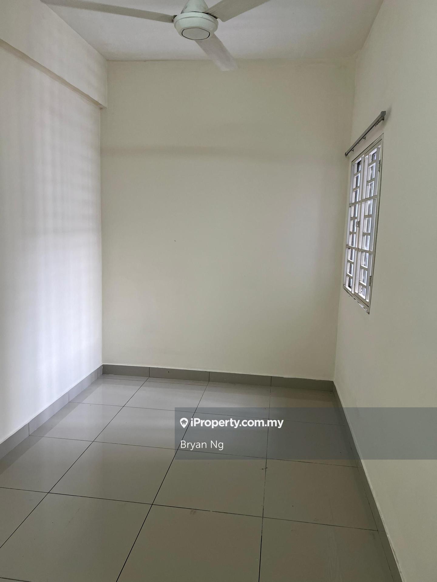 Service Residence for Sale in Platinum Lake PV 21 by Bryan Ng - iProperty.com.my