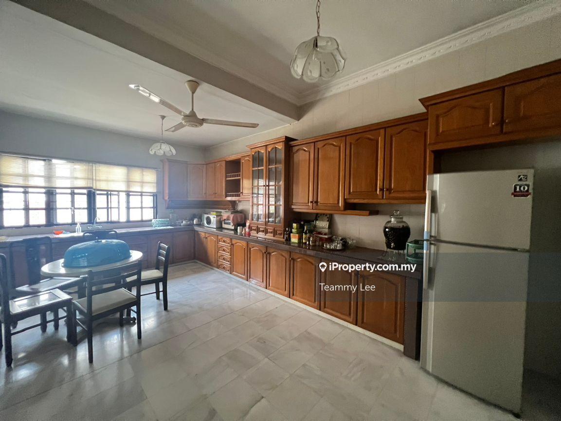 Bungalow House for Sale in Sungai Long, Bandar Sungai Long by Teammy Lee - iProperty.com.my