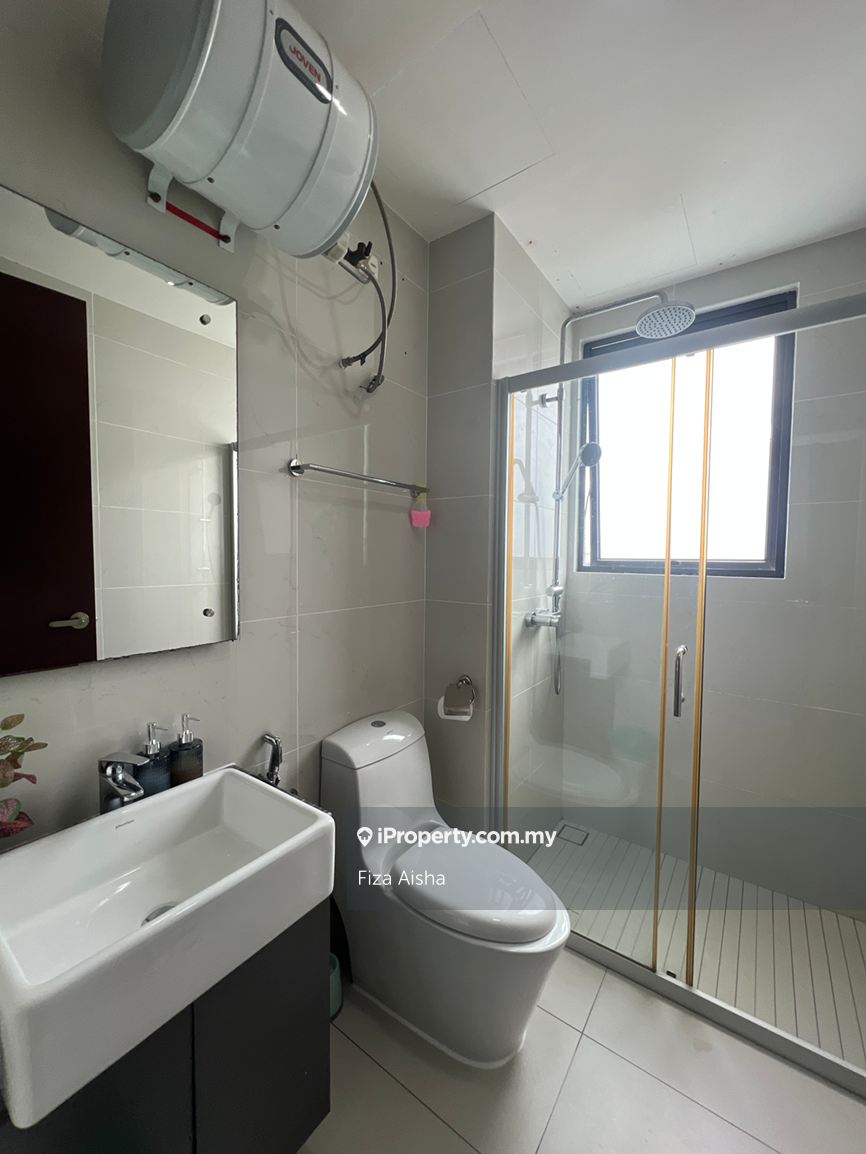 Condominium for Rent in Kings Bay @ Country Garden Danga Bay by Fiza Aisha - iProperty.com.my