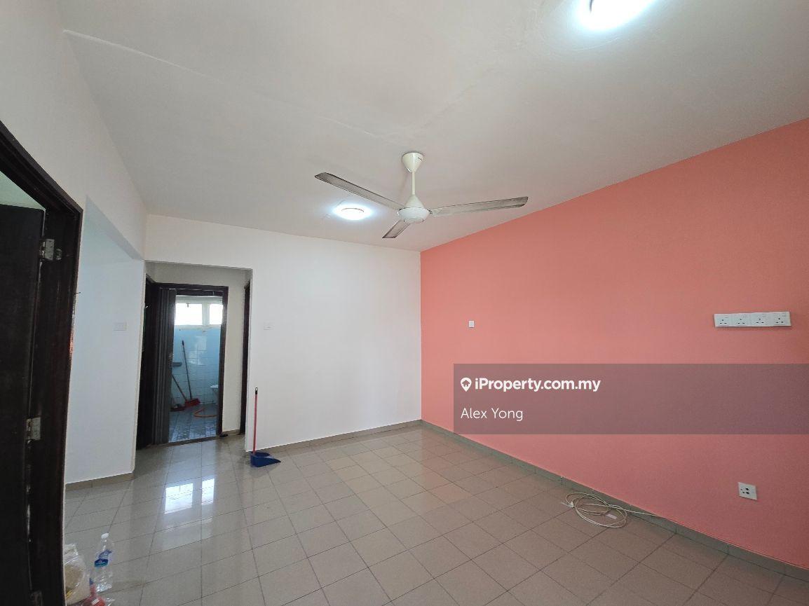 Rumah Pangsa untuk Disewa di Taman Sri Endah Flat oleh Alex Yong - iProperty.com.my