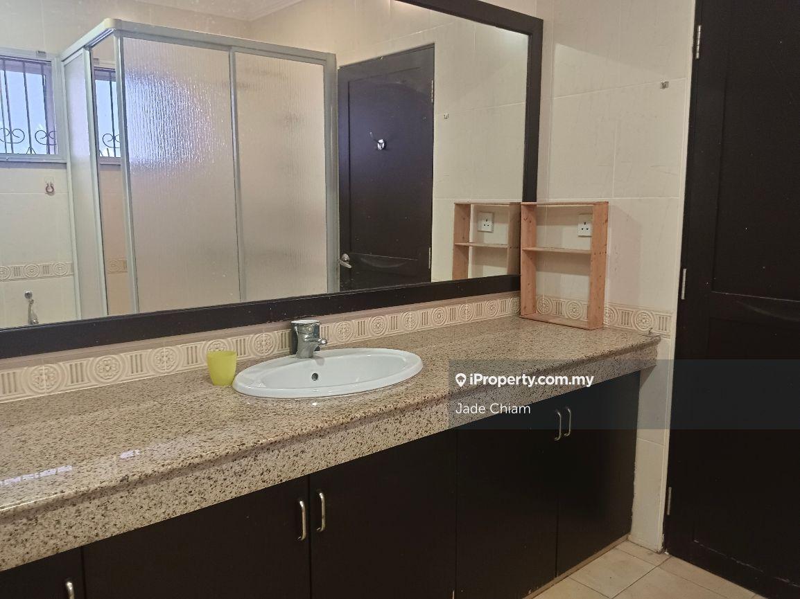 Semi-Detached House for Sale in Taman Makmur, Bandar Sungai Long by Jade Chiam - iProperty.com.my