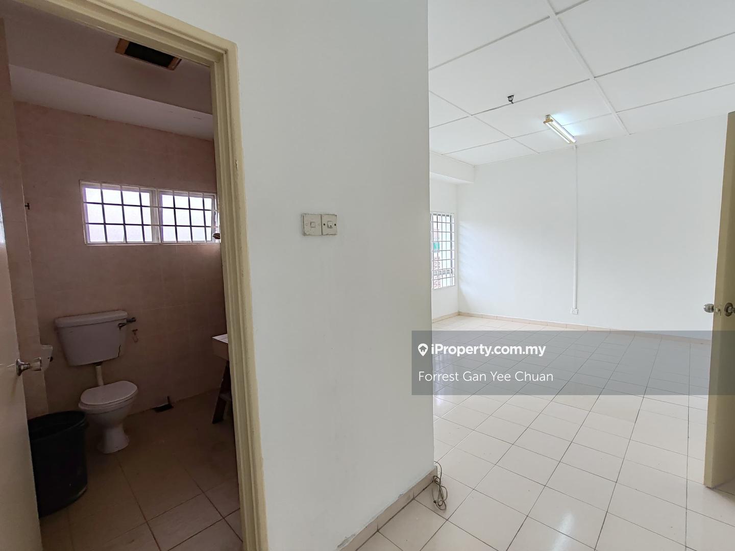 Rumah Berangkai 2 Tingkat untuk Dijual di Bandar Bukit Tinggi, Klang oleh Forrest Gan Yee Chuan - iProperty.com.my