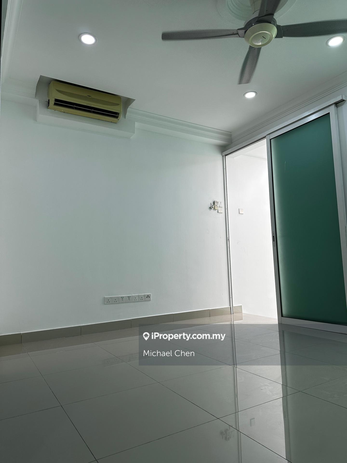 Service Residence for Sale in The Scott Garden SOHO by Michael Chen - iProperty.com.my