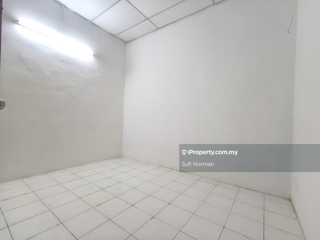 Rumah Berangkai 1 Tingkat untuk Dijual di Taman Intan Kluang, Kluang oleh Sufi Norman - iProperty.com.my