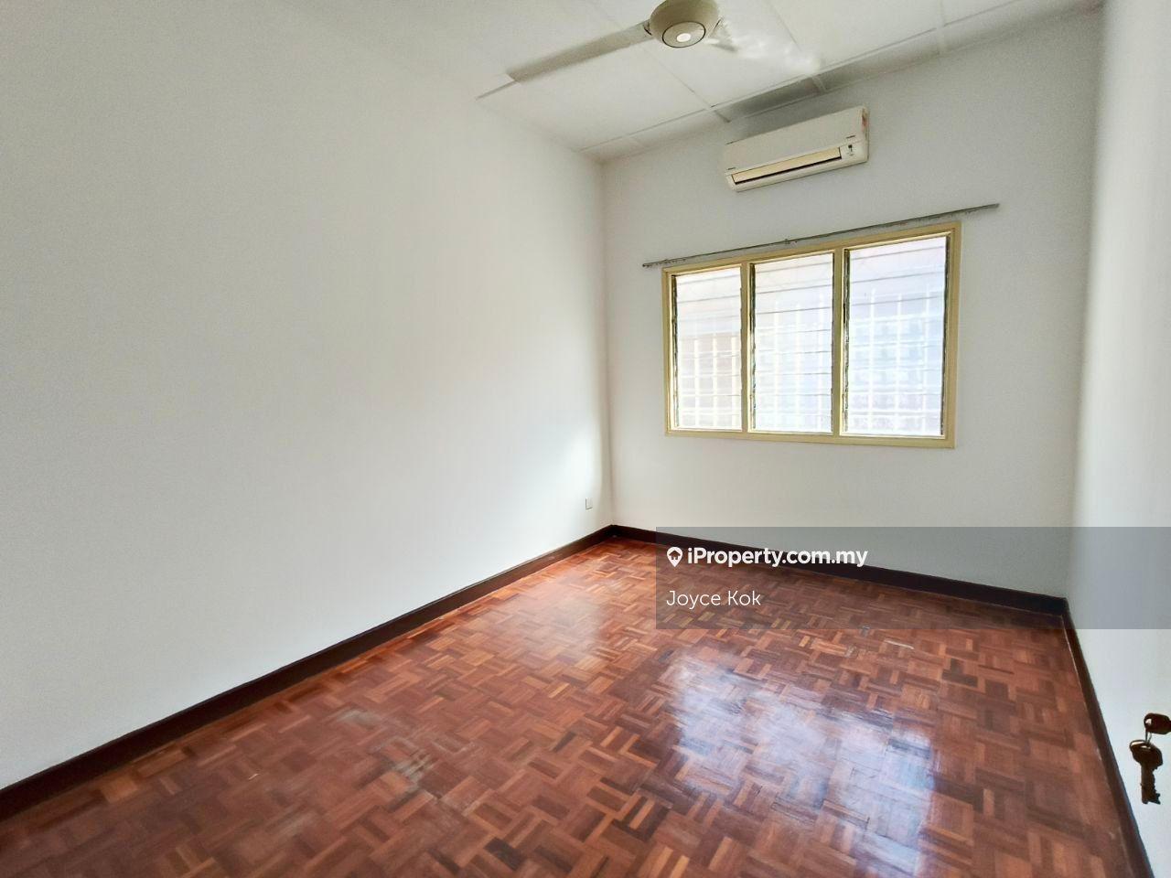 2-storey Terraced House for Sale in Usj 6, Subang Jaya by Joyce Kok - iProperty.com.my