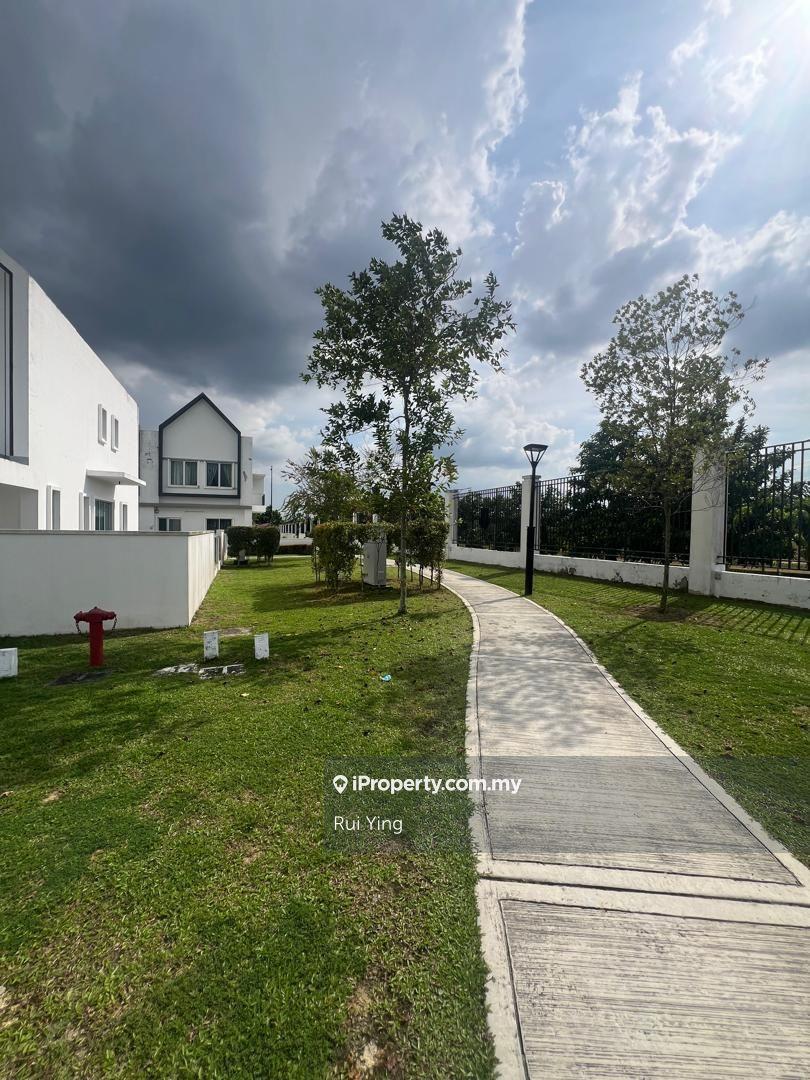 Rumah Berangkai 2 Tingkat untuk Disewa di Eco Forest, Semenyih oleh Rui Ying - iProperty.com.my