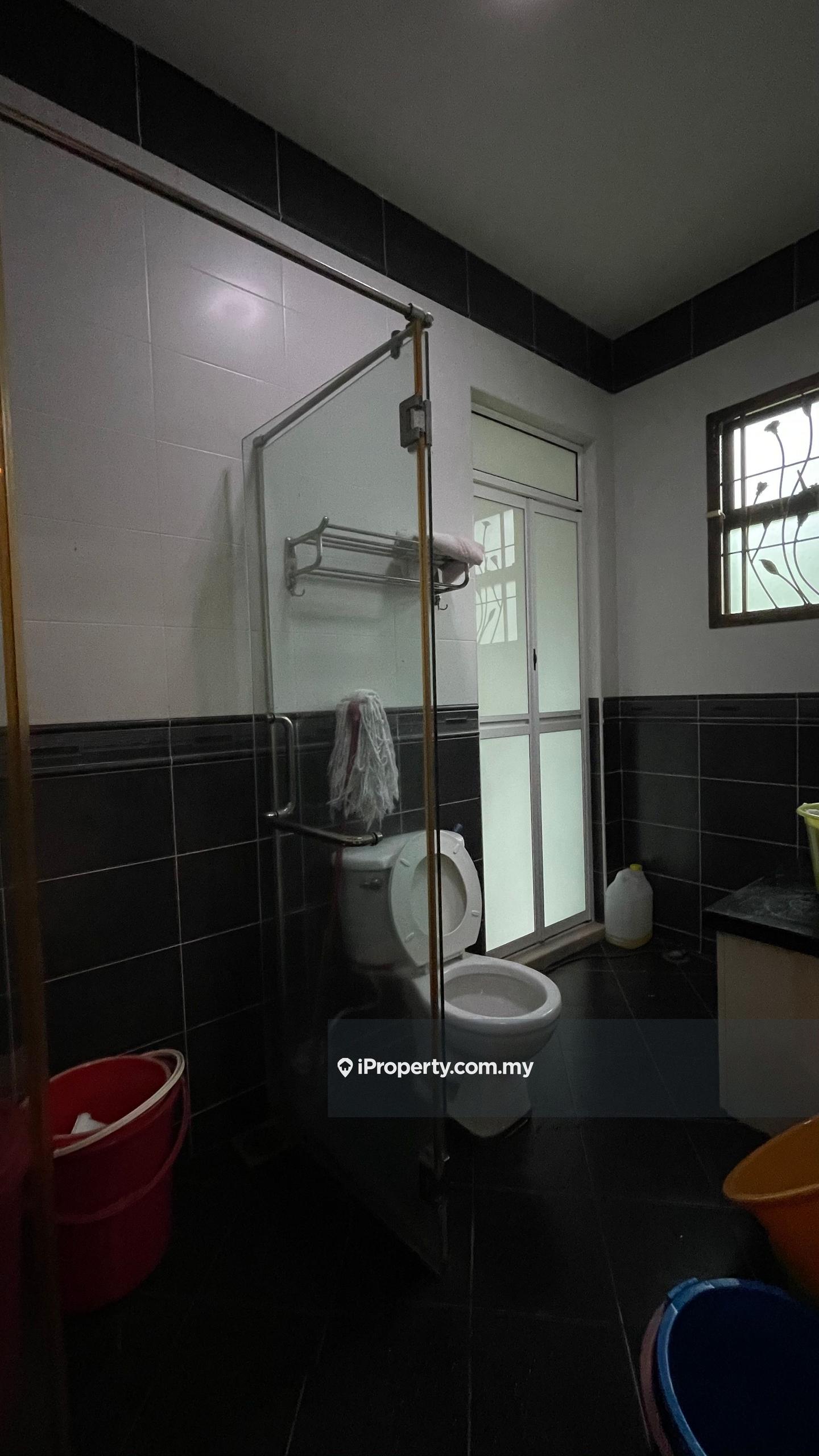 Bungalow House for Sale in 8s5w7, Shah Alam by Christine Lam - iProperty.com.my