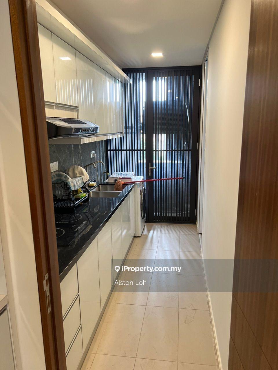 Kondominium untuk Dijual di Shorefront Residences oleh Alston Loh - iProperty.com.my