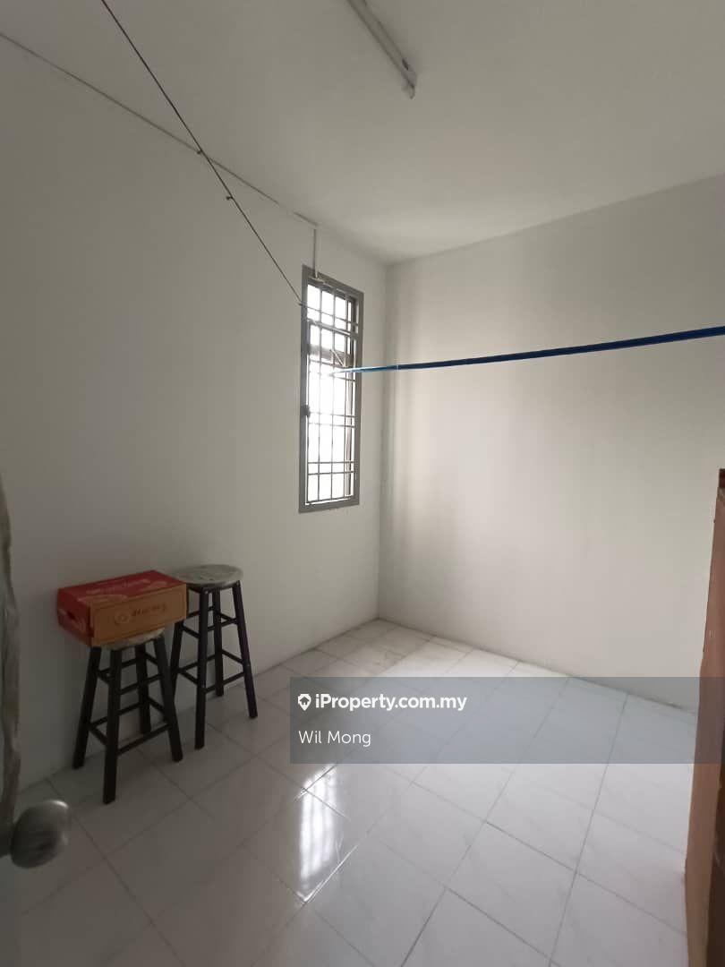 Apartment for Rent in Rose Villa Apartment by Wil Mong - iProperty.com.my