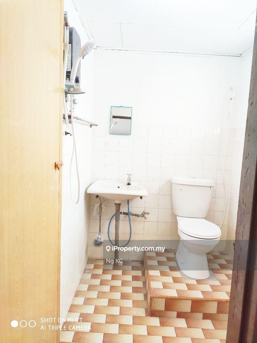 Rumah Berangkai 1 Tingkat untuk Dijual di Taman Bunga Blossom, Seremban oleh Ng KC - iProperty.com.my