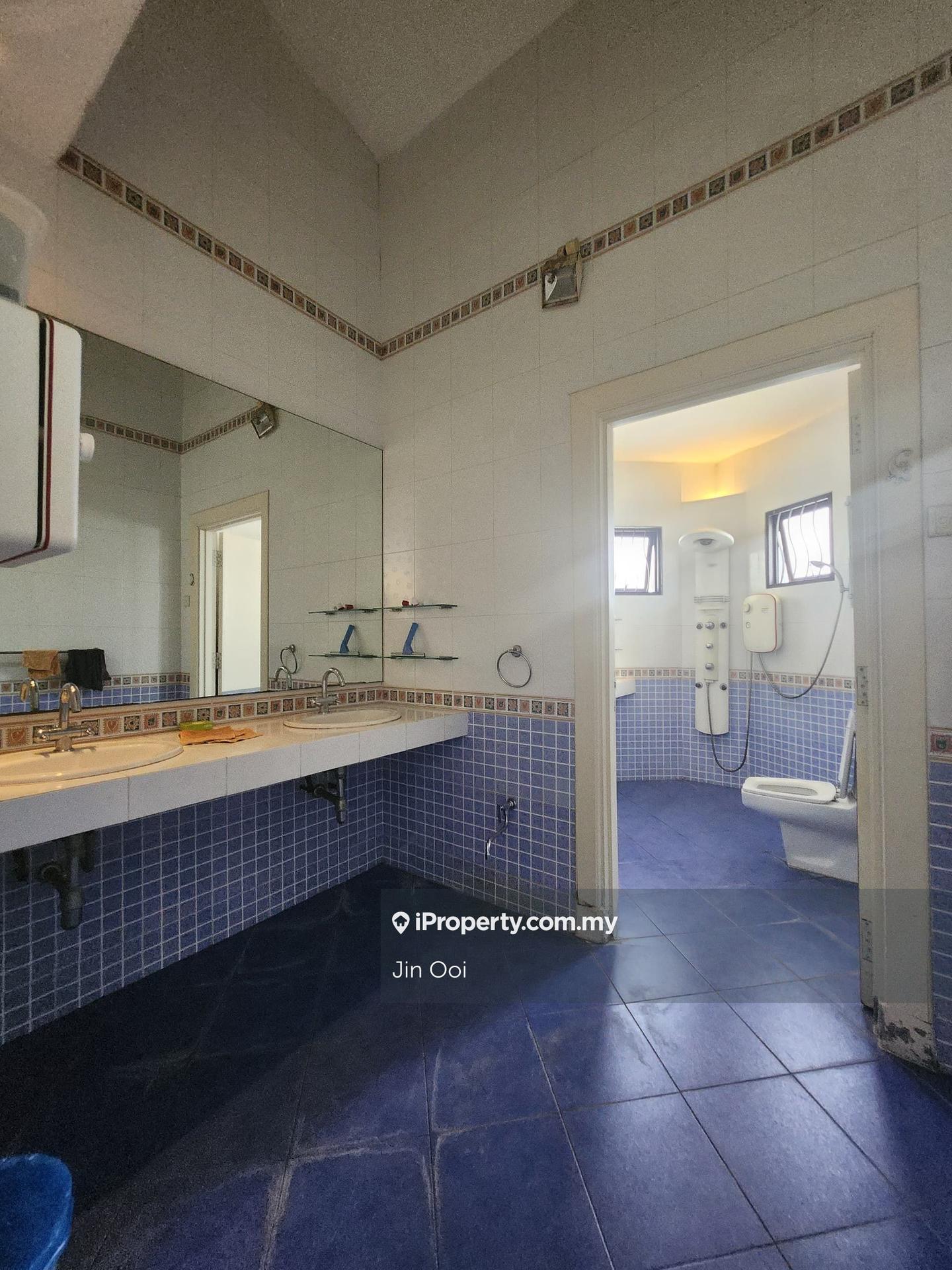 Bungalow House for Sale in Kelana Jaya, Petaling Jaya by Jin Ooi - iProperty.com.my