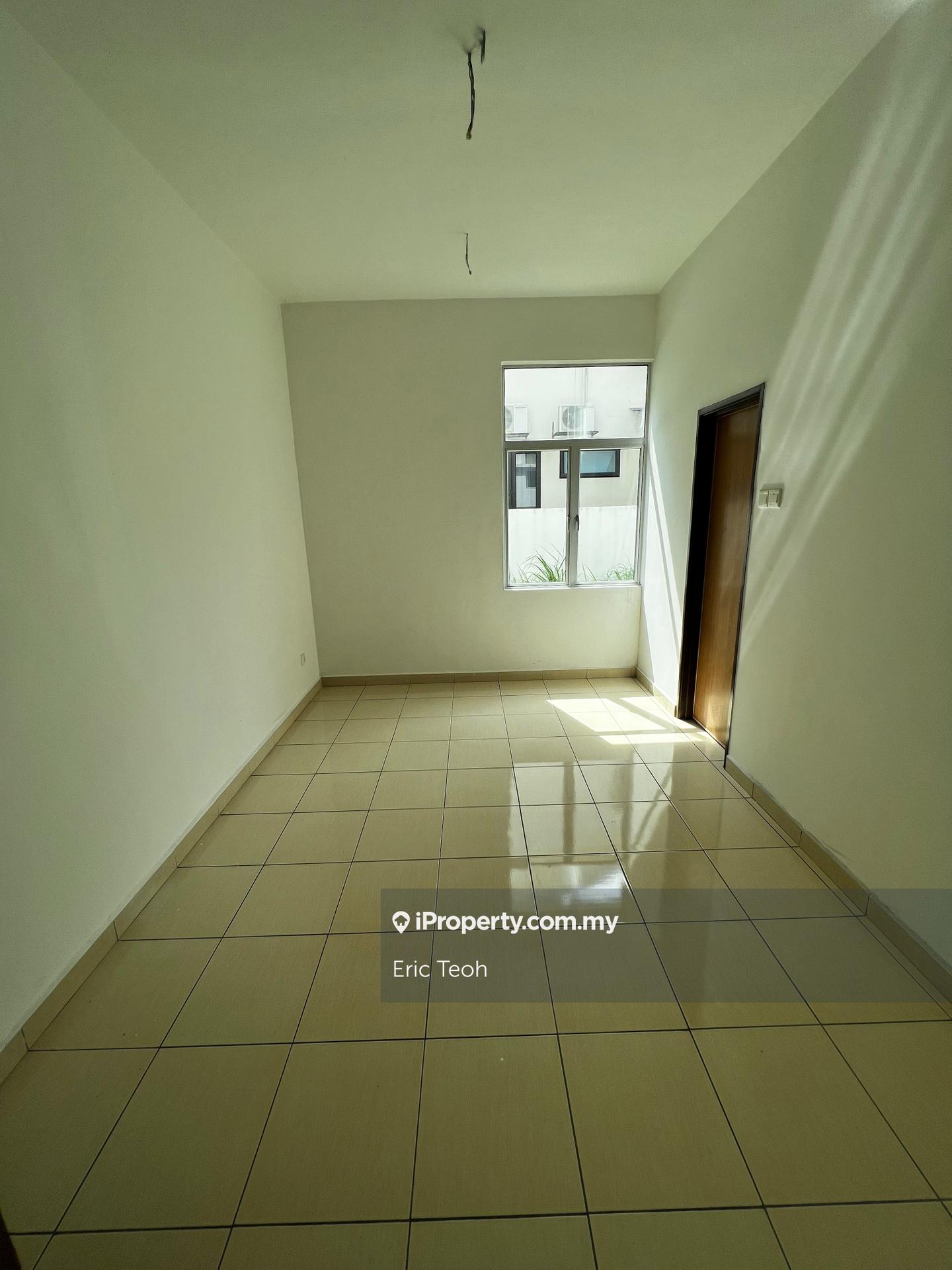 Rumah Berkembar untuk Dijual di Taman Setia Impian, Kajang oleh Eric Teoh - iProperty.com.my