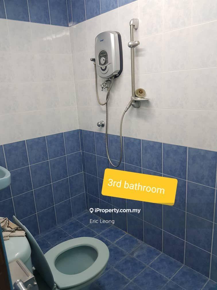 Rumah Berangkai 2 Tingkat untuk Dijual di Taman Lestari Putra, Seri Kembangan oleh Eric Leong - iProperty.com.my